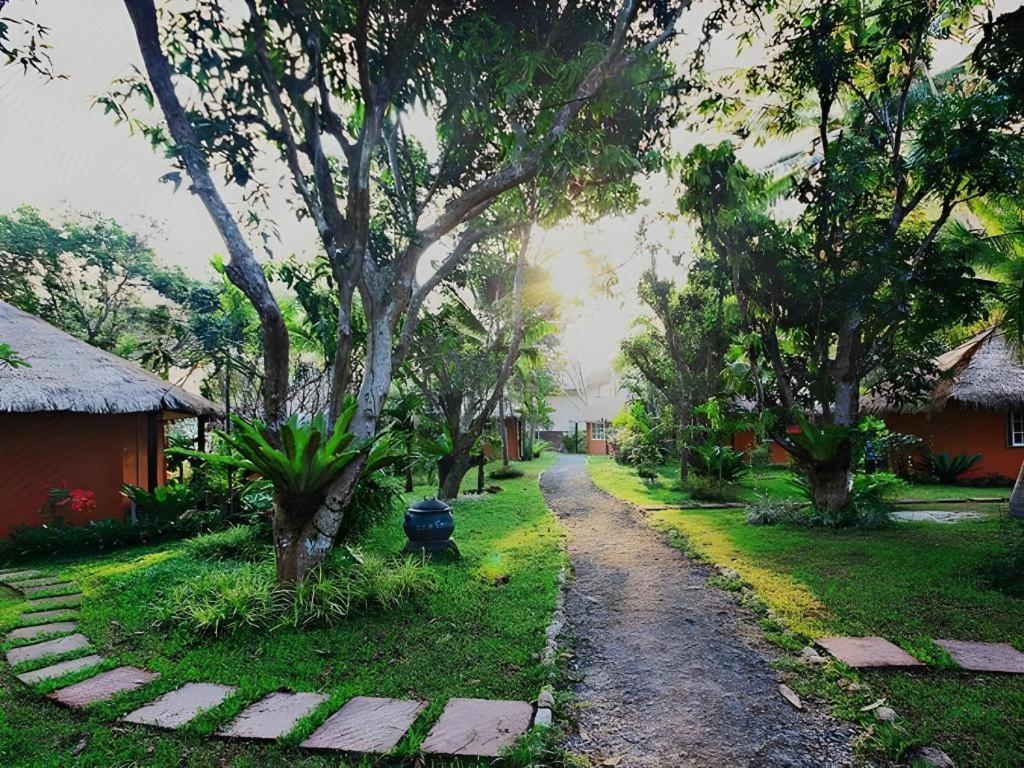 Natural Park Resort De Wang Thong Phitsanulok Eksteriør billede