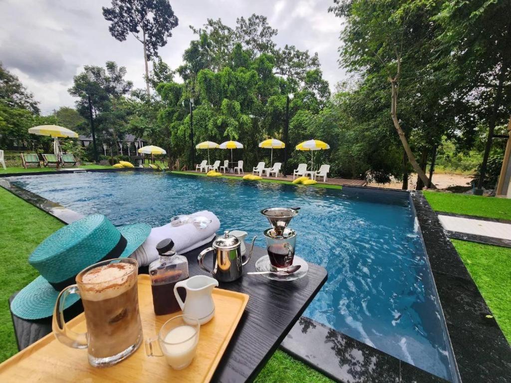 Natural Park Resort De Wang Thong Phitsanulok Eksteriør billede