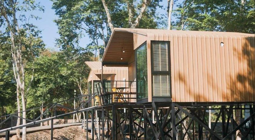 Natural Park Resort De Wang Thong Phitsanulok Eksteriør billede
